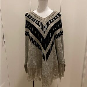 Love by design taupe & black poncho xs/s